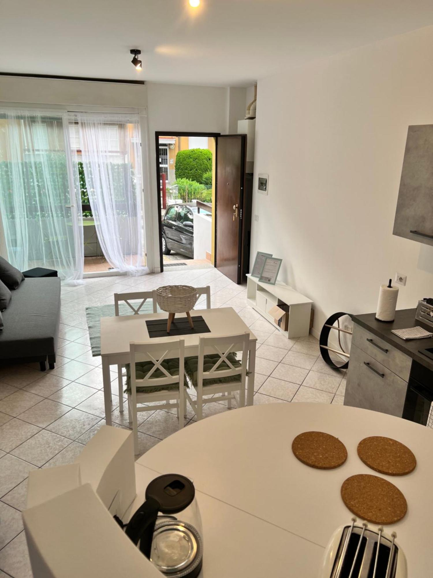 Jacam Home Free Parking Como Albese Con Cassano Eksteriør billede